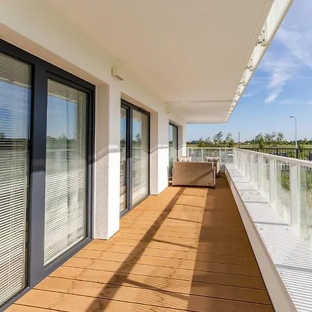 Appartement Lux Tukan B004, Polanki Aqua -