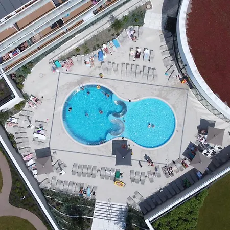 Lux Tukan B004, Polanki Aqua -